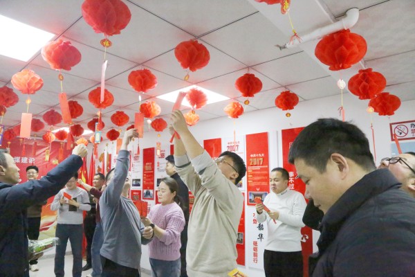 陜煤建設(shè)咸陽(yáng)分公司：十五花燈俏、歡樂(lè)鬧元宵