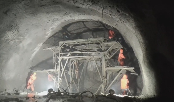 陜煤建設(shè)礦建三公司：進尺提升有“掘”招