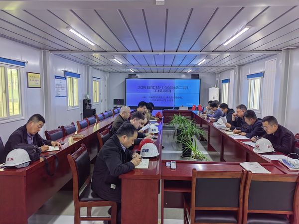 陜煤建設(shè)天工公司承建的漢陰縣實驗中學建設(shè)二期工程項目1#、2#宿舍樓順利通過主體驗收