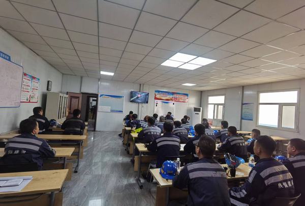 陜煤建設(shè)洗選煤運營公司紅柳林洗煤廠項目部： “三藍圖”繪就安全生產(chǎn)“坐標(biāo)系”