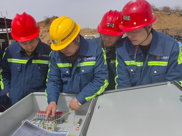 陜煤建設(shè)機(jī)電安裝公司：穩(wěn)崗補(bǔ)貼助企穩(wěn)航，技能補(bǔ)貼激勵(lì)前行