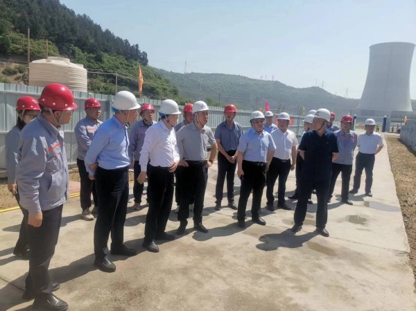 陜煤集團副總經理宋召軍一行蒞臨黃陵礦業(yè)店頭電廠項目檢查指導工作