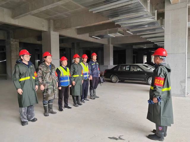 砥礪奮進(jìn)，青春建功