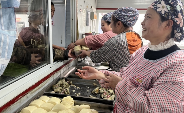 陜煤礦建三公司天山（二號(hào)井）項(xiàng)目部：“端午節(jié)”遇上“安全月”，“粽”享安全