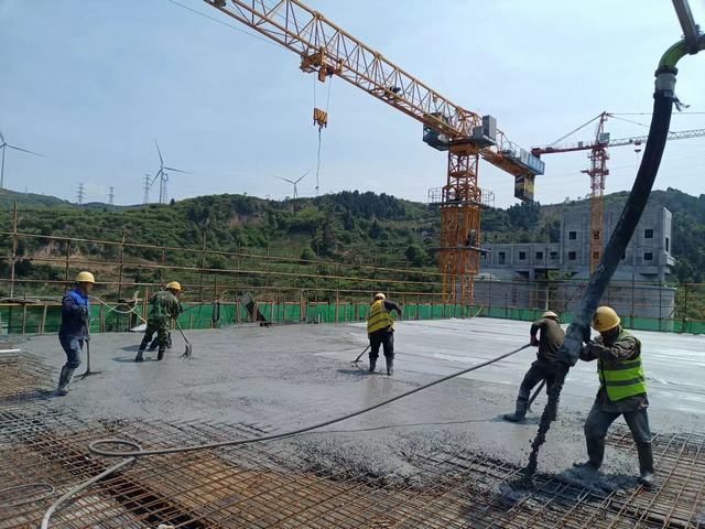 陜煤建設(shè)韓城分公司土建十一項(xiàng)目部：“雙輪驅(qū)”按下施工快鍵，“三維度”掀起建設(shè)熱潮