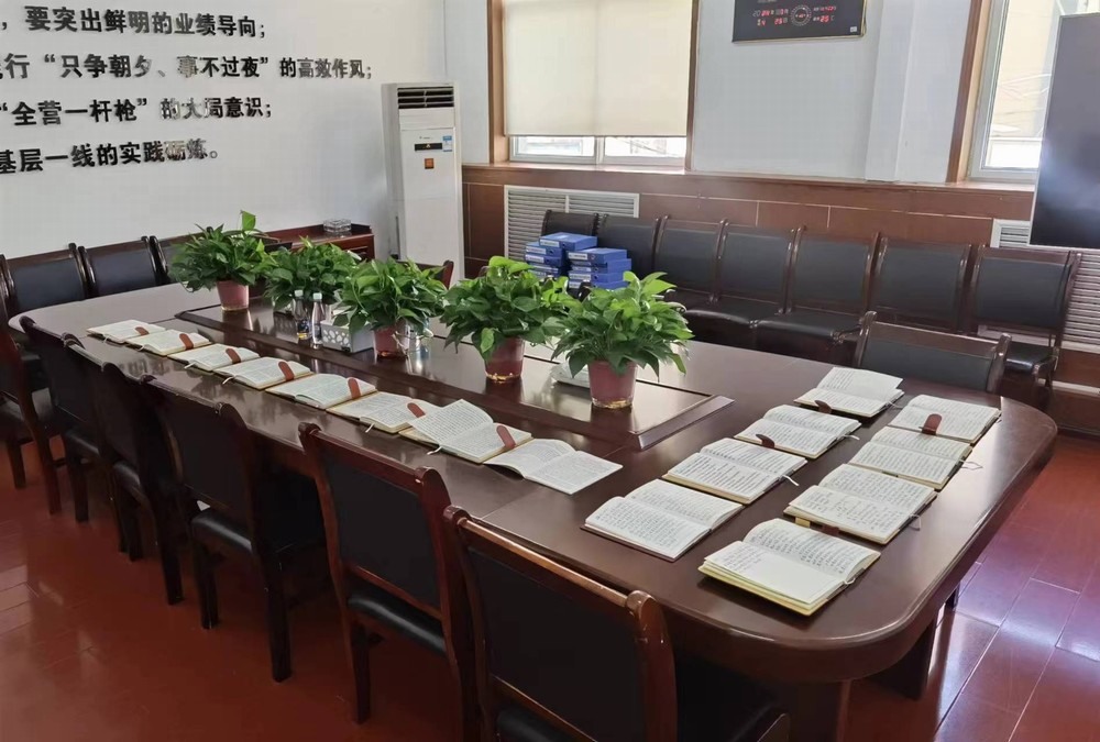 陜煤建設(shè)機電安裝公司：學習筆記“曬”出來，學風建設(shè)“展”風采