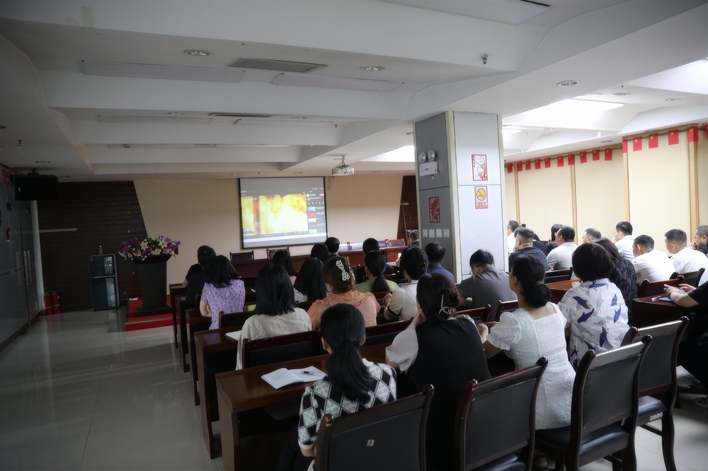 陜煤建設(shè)路橋分公司：把“黨建紅”融入“安全藍(lán)”，引領(lǐng)融合賦能高質(zhì)量發(fā)展