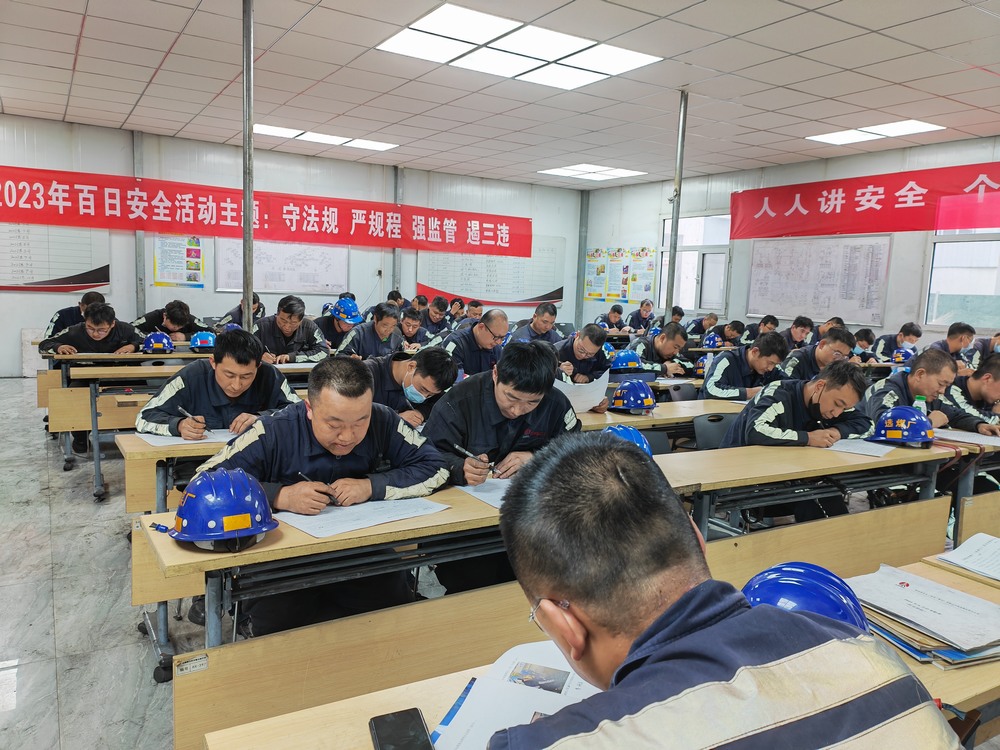 陜煤建設洗選煤運營公司紅柳林洗煤廠項目部： 加強設備管理，筑牢安全基石