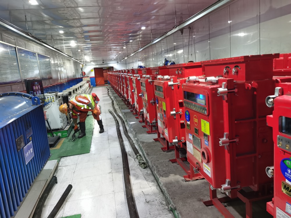 陜煤建設(shè)機(jī)電安裝公司檸條塔項(xiàng)目部：實(shí)干跑贏“上半程”， 突破提升再啟程！