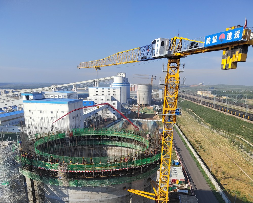 陜煤建設(shè)第二直屬項(xiàng)目部：滑模施工戰(zhàn)正酣，全力沖刺保進(jìn)度