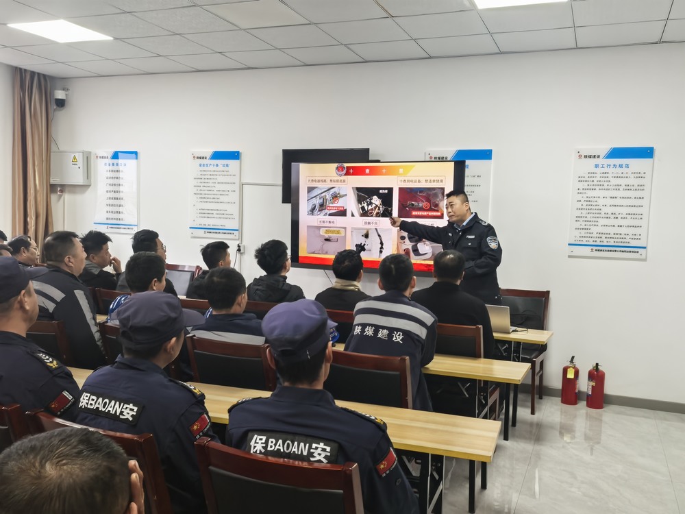 陜煤建設(shè)洗選煤運(yùn)營公司榆陽運(yùn)營項目部：開展消防應(yīng)急演練 筑牢安全“防火線”