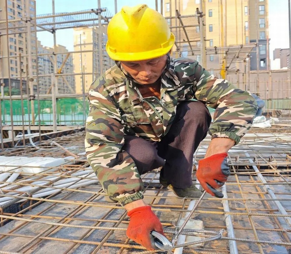 立冬，建筑工人的堅(jiān)守