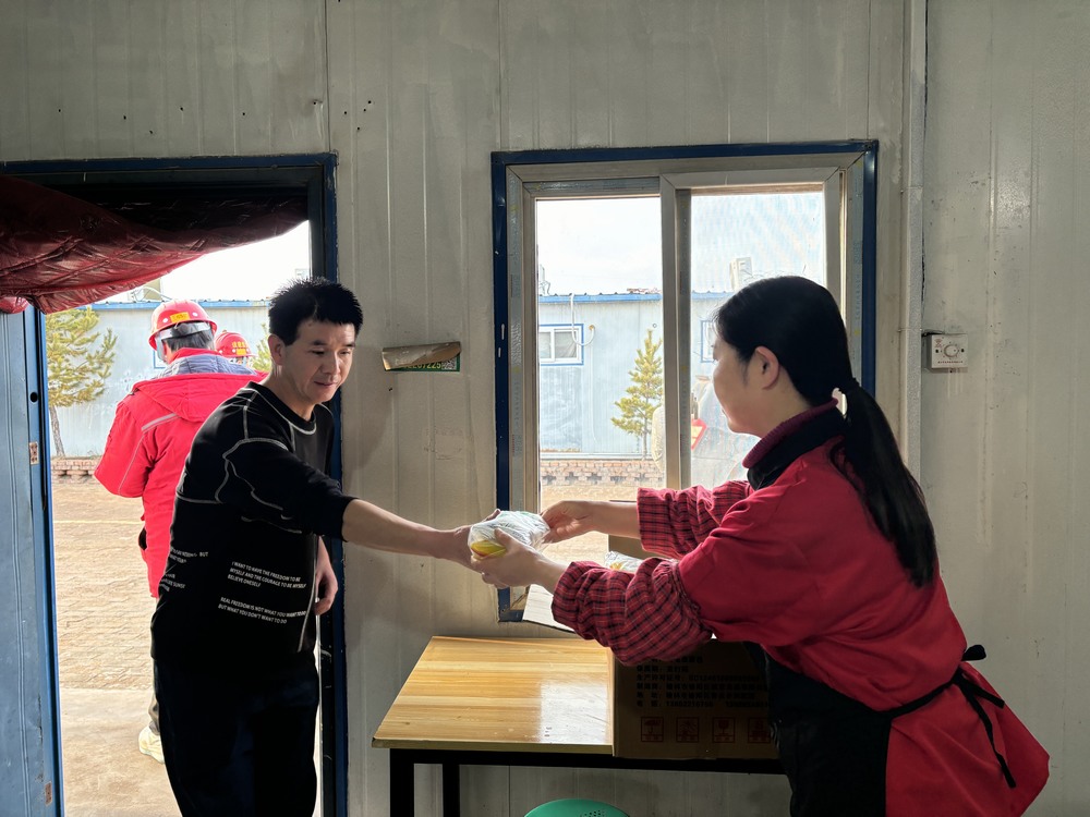 陜煤建設(shè)礦建二公司郭家灘項(xiàng)目部：改善職工生活，助力安全生產(chǎn)