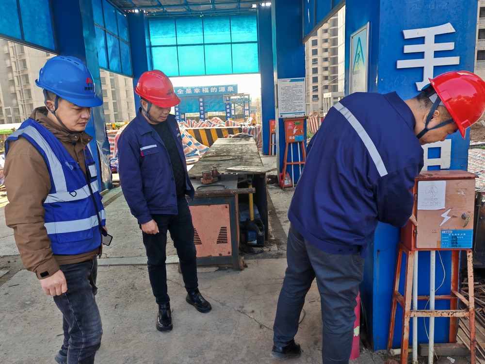 陜煤建設(shè)銅煤公司：百日安全攻堅聚能量 青年助安勇?lián)?dāng)