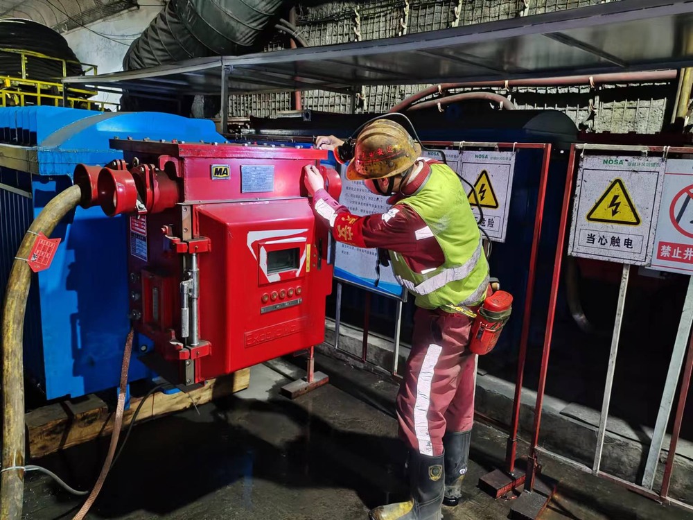 陜煤建設(shè)機(jī)電安裝公司：青春有我，共繪新春華彩