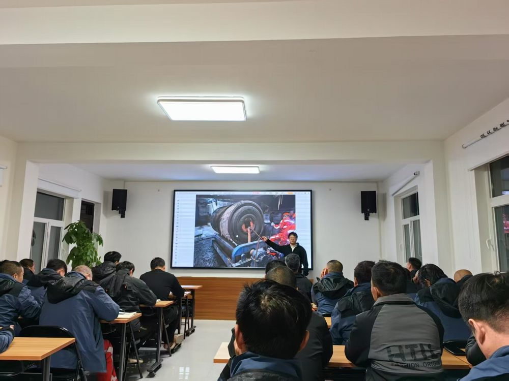 陜煤建設(shè)機(jī)電安裝公司曹家灘項(xiàng)目部：專培強(qiáng)安，筑牢根基