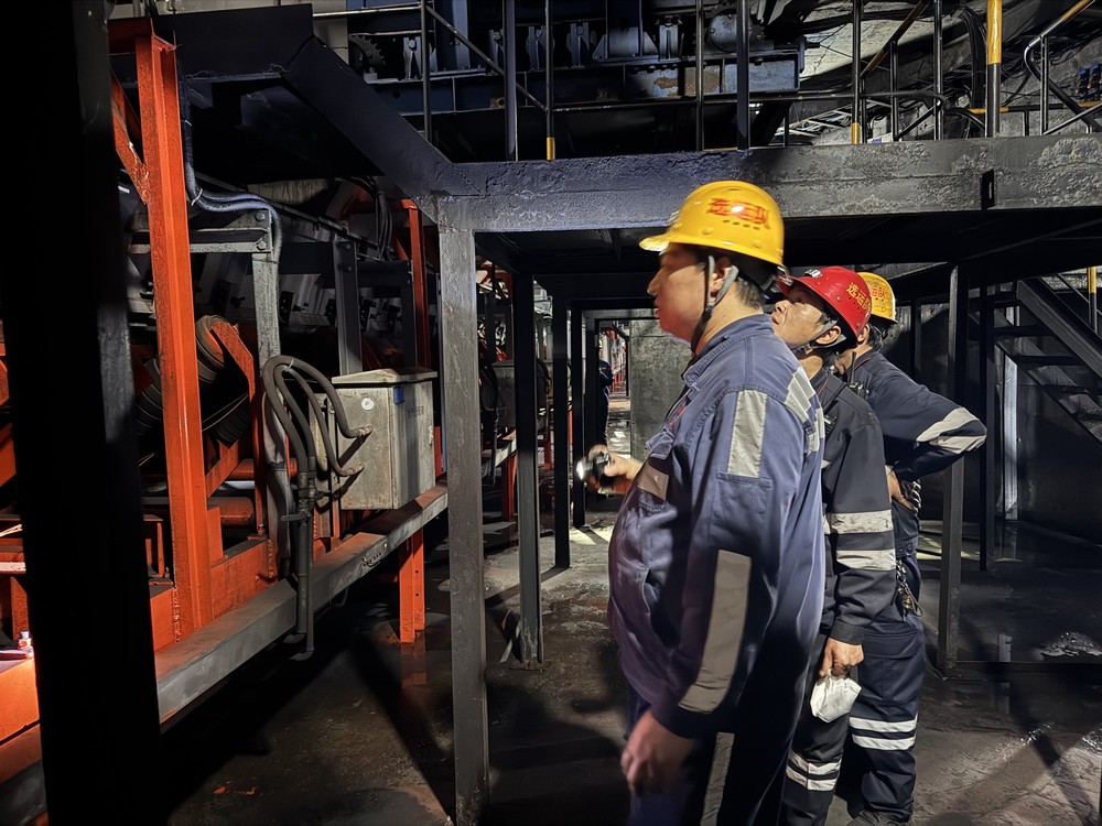 陜煤建設(shè)洗選煤運(yùn)營(yíng)公司澄合山陽(yáng)運(yùn)營(yíng)項(xiàng)目部：熱血洋溢“戰(zhàn)”五一，堅(jiān)守崗位顯擔(dān)當(dāng)