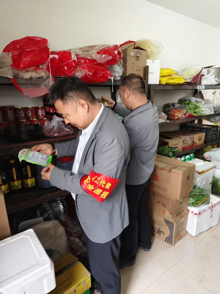 陜煤建設(shè)煤礦運(yùn)營(yíng)服務(wù)分公司：“紅袖章”守護(hù)安全防線