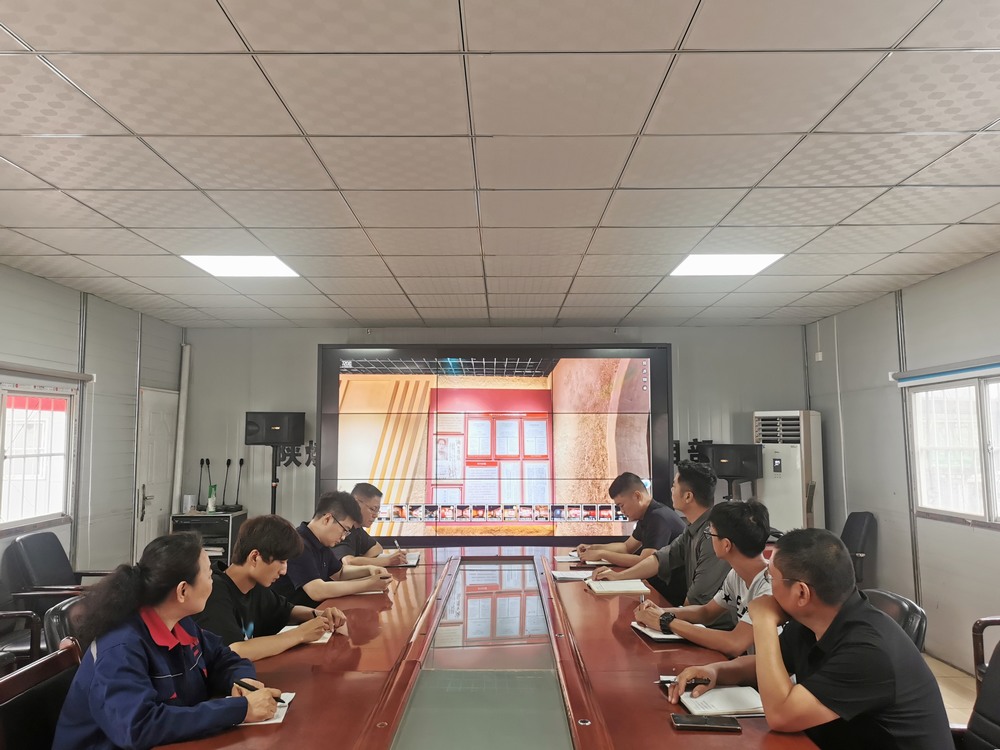 “青”裝上陣 “廉”動(dòng)未來