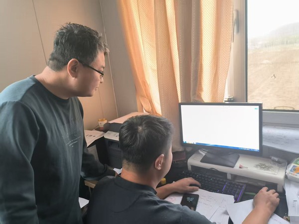 陜煤建設煤礦運營服務分公司：監(jiān)督的再監(jiān)督 ?壓緊壓實安全生產(chǎn)責任防線