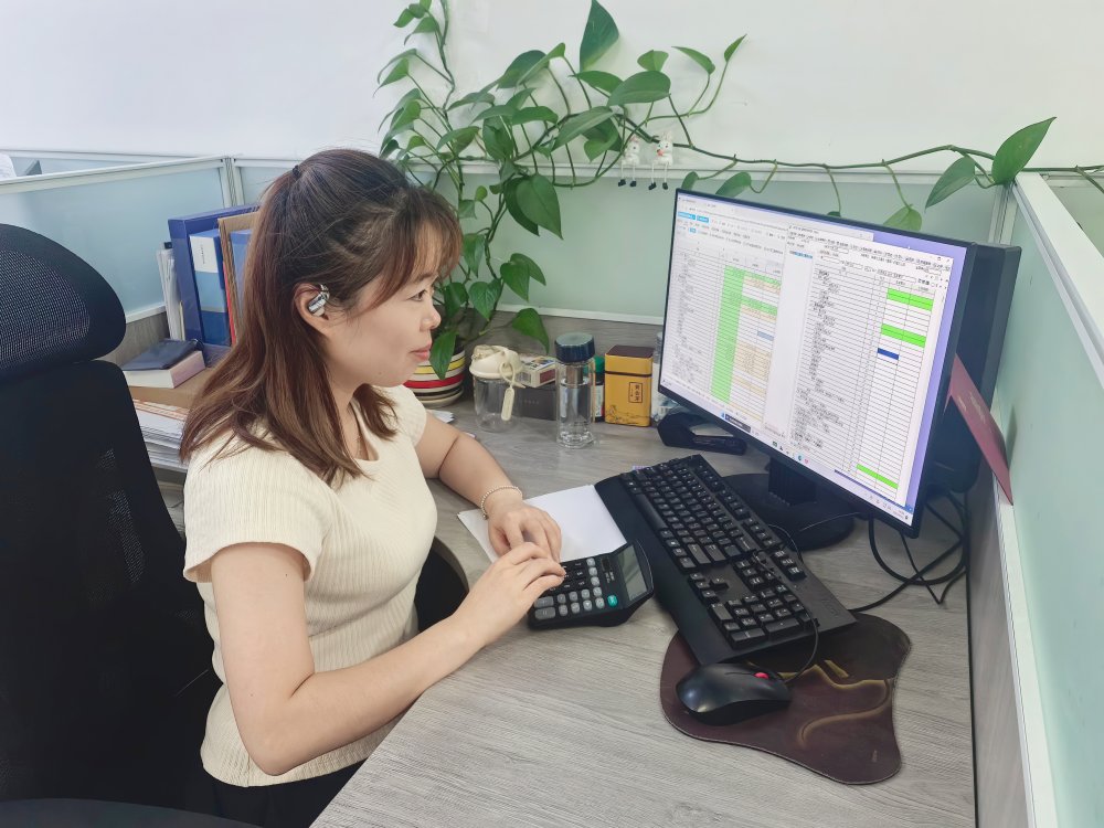 財(cái)務(wù)人的每一串?dāng)?shù)據(jù)，皆是溫情