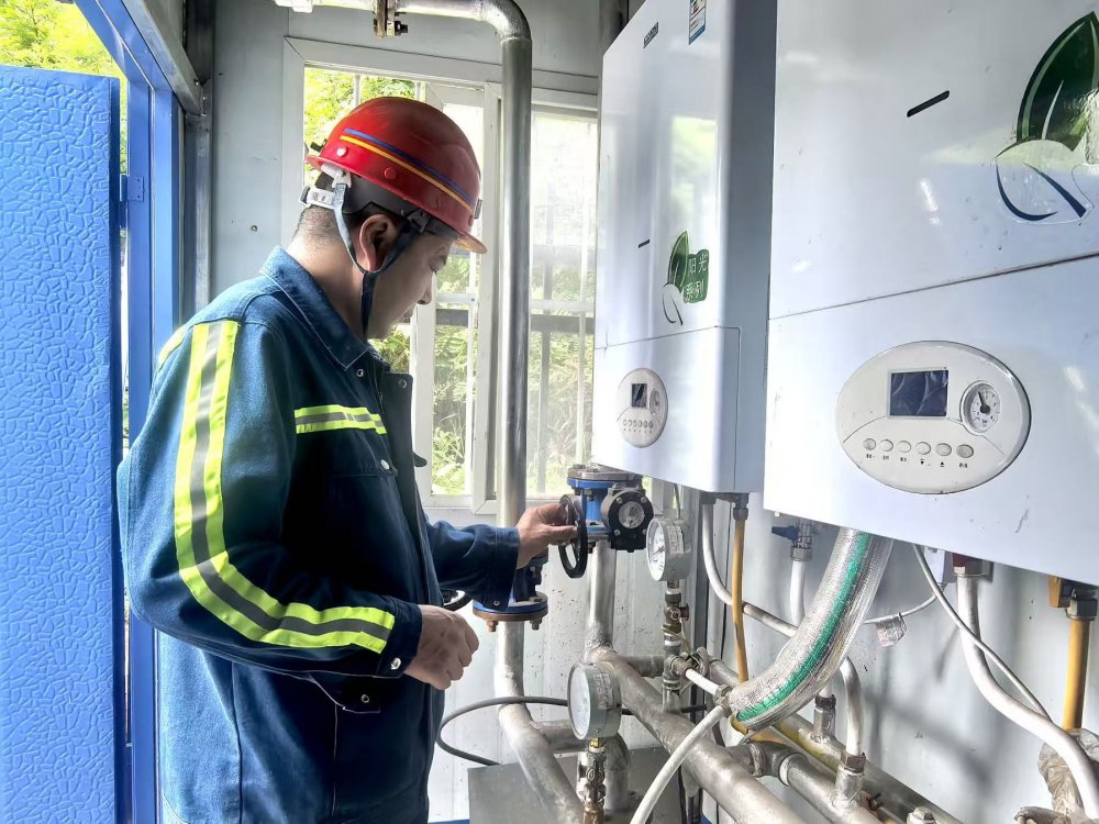 陜煤建設(shè)機電安裝公司玉華項目部：冬季保障“組合拳” 筑牢職工安全線