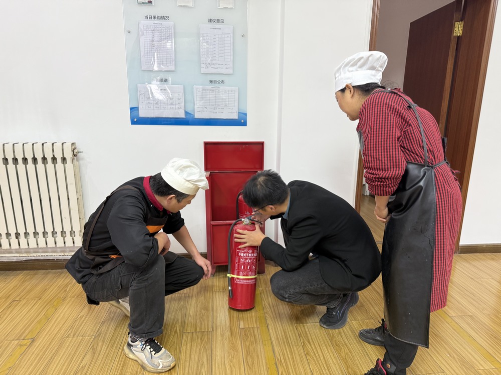 陜煤建設(shè)銅煤公司：多點發(fā)力織密安全網(wǎng)，全員行動護航發(fā)展路