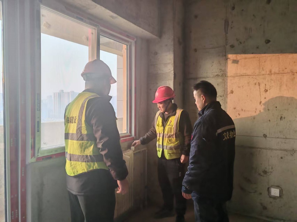 陜煤建設(shè)銅煤公司第十五項目部： 暖心護航采暖季?優(yōu)質(zhì)服務(wù)顯擔當