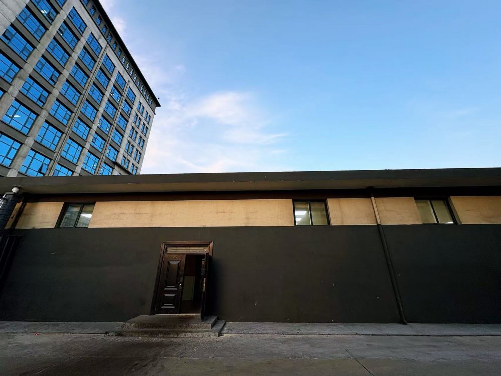 “建精品護安全”承諾兌現(xiàn)！陜煤建設韓城分公司土建六項目部承建的下峪口煤礦“民生廊橋”貫通驗收