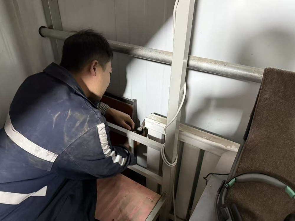 陜煤建設(shè)煤礦運(yùn)營服務(wù)分公司：小寒不寒，暖流涌動