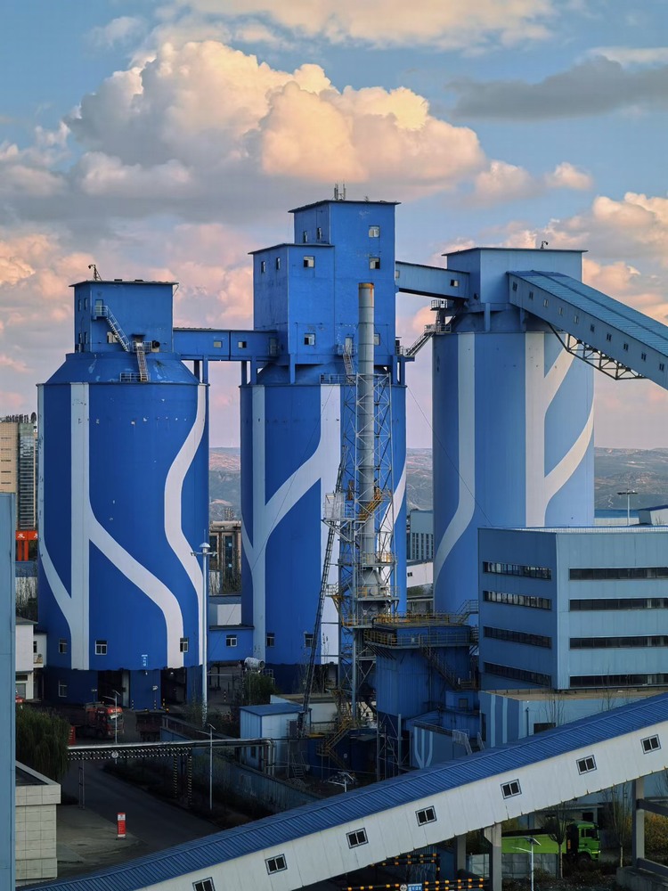 神木冬韻里，藏著最動人的煙火與擔當