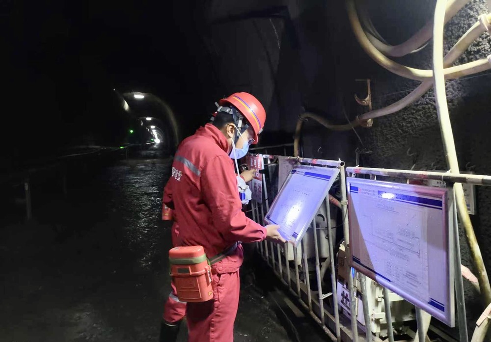 陜煤建設(shè)礦建二公司：念好“宣、整、嚴(yán)”三字經(jīng) 護(hù)航安全生產(chǎn)