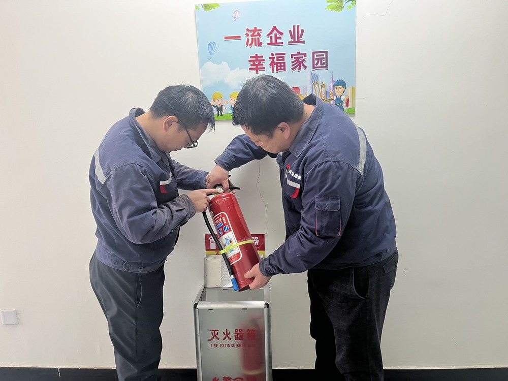 陜煤建設銅煤公司第七項目部:用暖心關(guān)懷為春節(jié)值守保駕護航